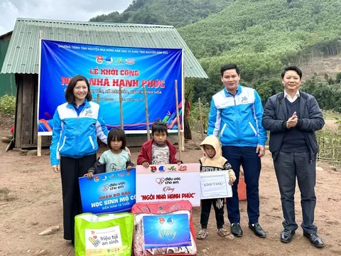 Khánh thành Nhà Văn hóa Cộng đồng dân tộc Chứt ở Quảng Bình