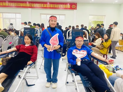 Lần đầu tiên Chủ nhật Đỏ tổ chức ở huyện miền núi rẻo cao Minh Hóa