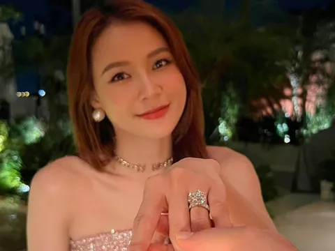 Những người đẹp Việt được cầu hôn năm 2022