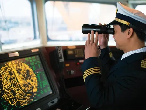 Quy định mới về trách nhiệm của thuyền trưởng, thuyền phó