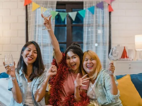 Bí quyết tiệc tùng cuối năm tại nhà thảnh thơi mà vẫn "vui tới bến"