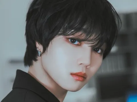 Nam thần tượng bị một fan nữ quấy rối