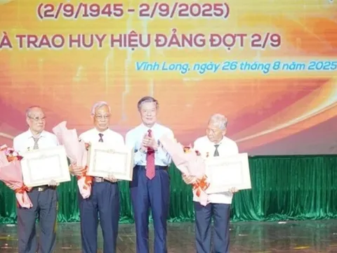 Vĩnh Long phát huy truyền thống, khơi dậy khát vọng vươn lên