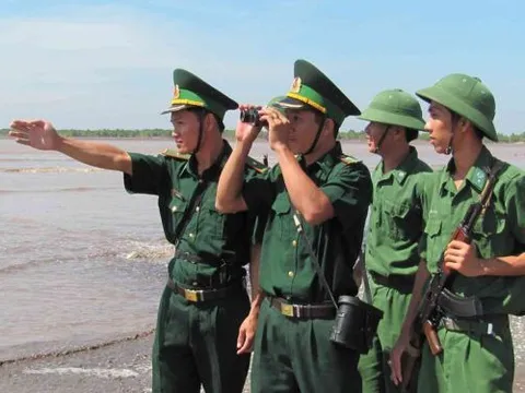 Chế độ, chính sách đối với lực lượng quản lý, bảo vệ công trình quốc phòng và khu quân sự