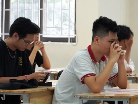 Bộ GD&ĐT phản hồi về “sự cố” trong tuyển sinh đại học 2025