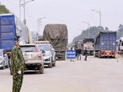 Hàng hóa xuất sang Trung Quốc sẽ được gỡ bỏ xét nghiệm từ 8-1-2023