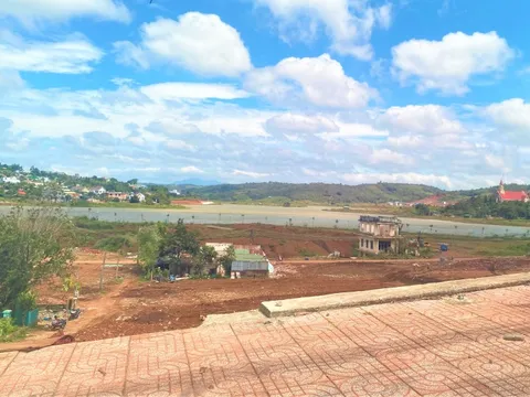 Chậm giải ngân vốn đầu tư công do… mưa