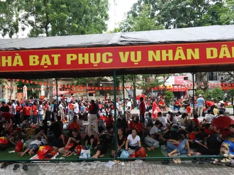 Hà Nội dựng 10 nhà bạt dã chiến phục vụ người dân xem diễu binh, diễu hành