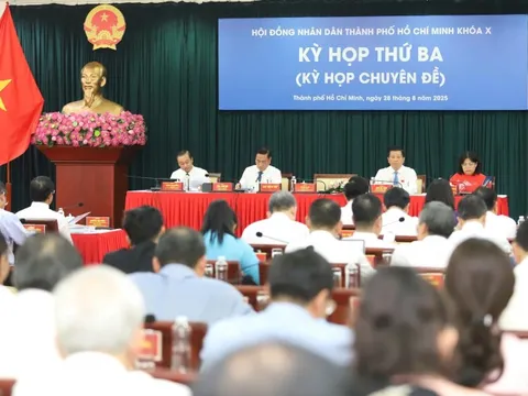 UBND TP HCM đề xuất tăng hỗ trợ cho phụ nữ sinh đủ 2 con