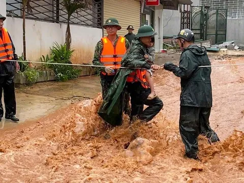 Thủ tướng yêu cầu khẩn trương khắc phục hậu quả mưa lũ tại tỉnh Điện Biên