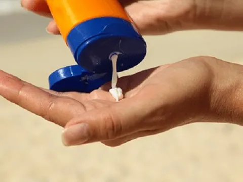 Thu hồi toàn quốc 3 loại mỹ phẩm nhập khẩu từ Pháp