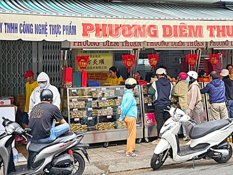 Mùa bánh trung thu bắt đầu sôi động