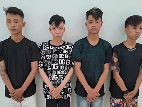 Mang hung khí tìm người đi đường để đánh, 4 đối tượng bị khởi tố