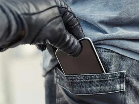 Công an phường Cầu Giấy tìm bị hại vụ trộm cắp tài sản ở công viên