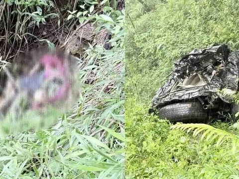 Phát hiện chiếc ô tô dưới vực ở Mẫu Sơn cùng thi thể đã phân hủy