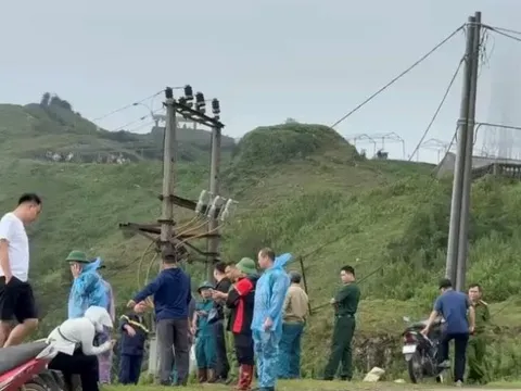 Xác định danh tính thi thể được phát hiện cùng xe ô tô Fortuner dưới vực sâu