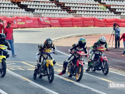 Kịch tính Giải đua xe mô tô tranh Cúp quốc gia dịp 2/9 tại Cần Thơ