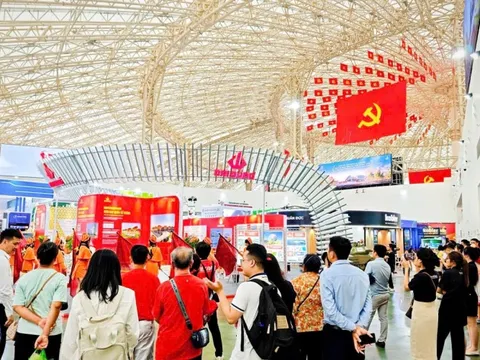 Kỳ tích thép Việt giữa không gian triển lãm 80 năm thành tựu đất nước