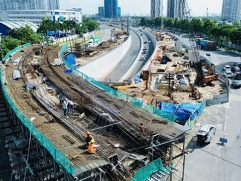 'Gác' lại sum vầy, thi công xuyên lễ tại nút giao phức tạp bậc nhất TPHCM