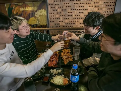 Hàn Quốc bác thông tin cho rằng rượu có thể giúp giảm cân