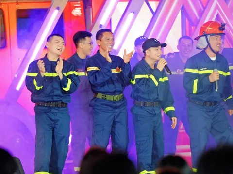 Hoà Minzy: "Tôi mong các anh lính cứu hoả lúc nào cũng thất nghiệp"