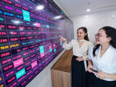 Tin tức sáng 3-9: 71 mã chứng khoán trên HoSE bị 'cắt phăng' margin