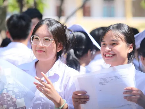 Nhiều trường đại học xét tuyển bổ sung 2025, có trường 15 điểm đã đỗ