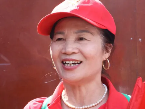 Chuyện ít biết về người mẹ có con gái tham gia A80