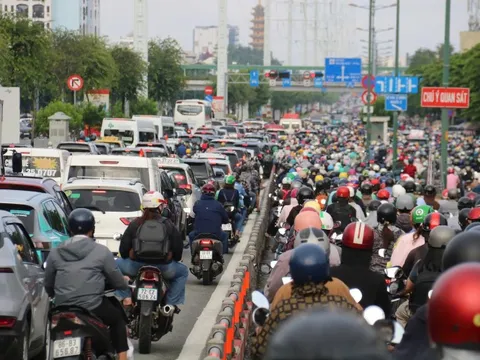 Rốt ráo xử lý kẹt xe