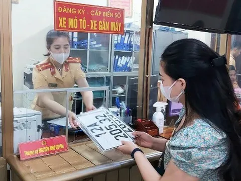 Bộ Công an thí điểm sang tên xe online ở các địa phương có dữ liệu hôn nhân đầy đủ