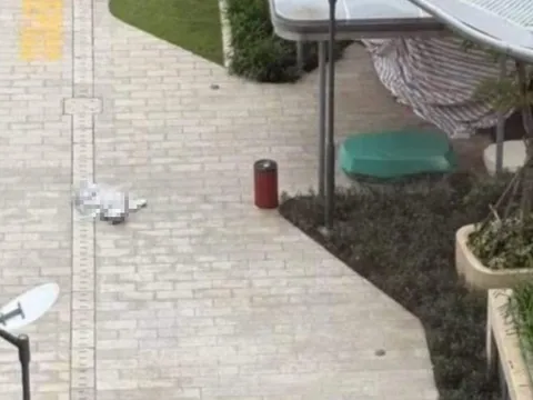 Vụ TikToker livestream nhảy lầu: Sao để vụ việc như thế xảy ra?