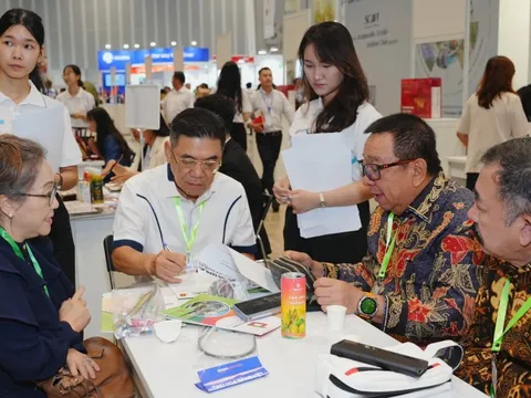 Hàng trăm đoàn thu mua quốc tế đến Việt Nam tìm cơ hội hợp tác, kiếm nguồn cung