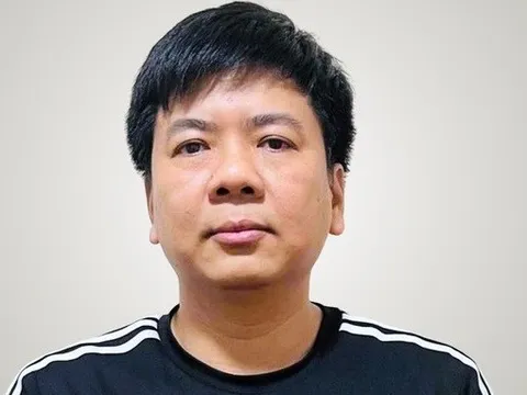 Khỏi tố em trai và em gái "Shark" Thủy cùng 21 bị can trong vụ án Egroup