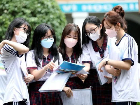 Tăng mức trần học phí đại học từ năm 2025-2026