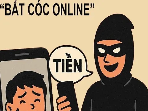 Giải cứu thiếu nữ bị “bắt cóc online” sau cuộc gọi của shipper giao hàng