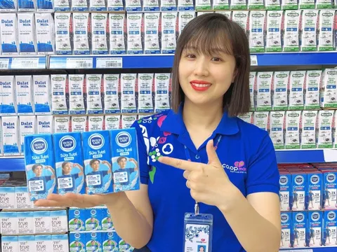 Co.opmart tặng hơn 10.000 hộp sữa miễn phí cho học sinh nhân dịp khai giảng