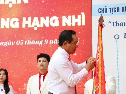 Chủ tịch UBND Tp.HCM dự lễ khai giảng tại Trường THPT Trần Phú