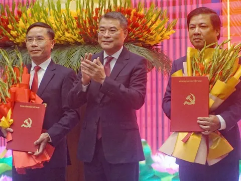 Công bố quyết định chỉ định Bí thư, giới thiệu nhân sự để bầu giữ chức Chủ tịch UBND TP Đà Nẵng