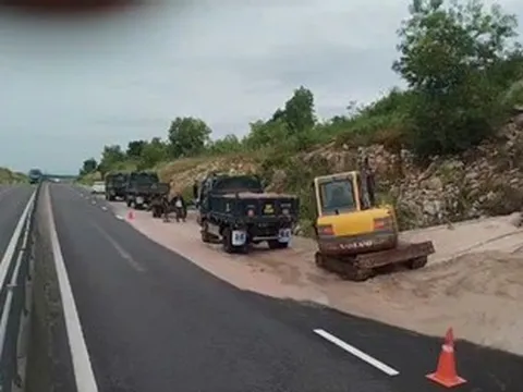 Cao tốc Vĩnh Hảo - Phan Thiết lại xuất hiện tình trạng khiến giao thông gặp khó