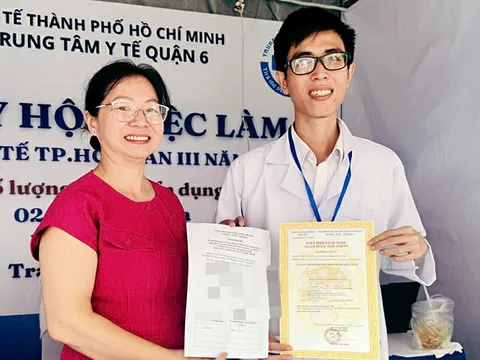 Bác sĩ trẻ chọn về y tế cơ sở