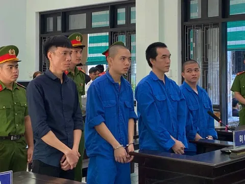 "Phê" ma túy trong quán karaoke, 4 nam thanh niên cùng trả giá