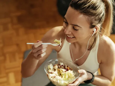 Những rủi ro tiềm ẩn khi ăn bột protein