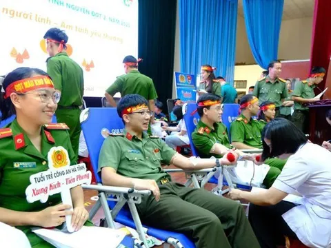 Hà Tĩnh: Hàng trăm cán bộ chiến sĩ Công an tham gia hiến máu tình nguyện