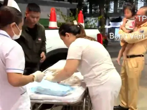 Cảnh sát giao thông đưa sản phụ sắp sinh trên cao tốc Cam Lâm - Vĩnh Hảo đến bệnh viện