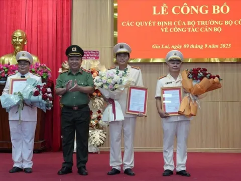 Công an tỉnh Gia Lai công bố các quyết định của Bộ trưởng Bộ Công an về công tác cán bộ