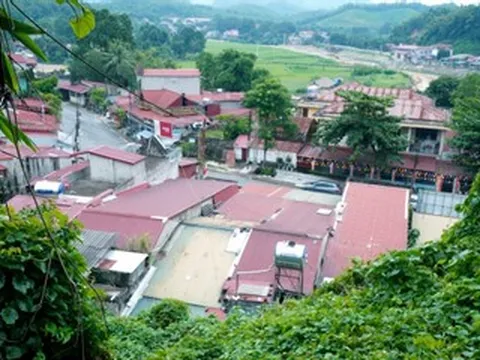 Lý do hàng chục hộ dân Thanh Hóa không dám ở nhà mỗi khi trời mưa lớn