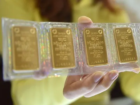Giá vàng miếng SJC tại thị trường tự do bất ngờ đi xuống