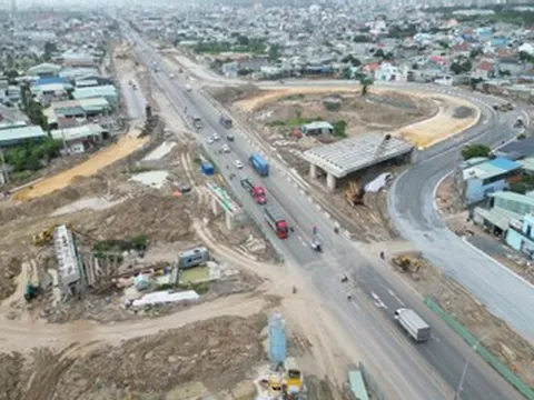 Cao tốc Biên Hòa - Vũng Tàu ì ạch, Chủ tịch Đồng Nai phê bình chủ đầu tư