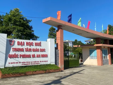 Nhiều sinh viên nhập viện sau bữa ăn sáng ở trung tâm giáo dục quốc phòng