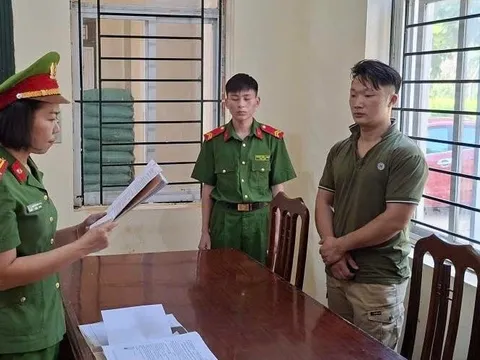 Uống rượu say đâm 2 người tử vong, tài xế ô tô bị khởi tố